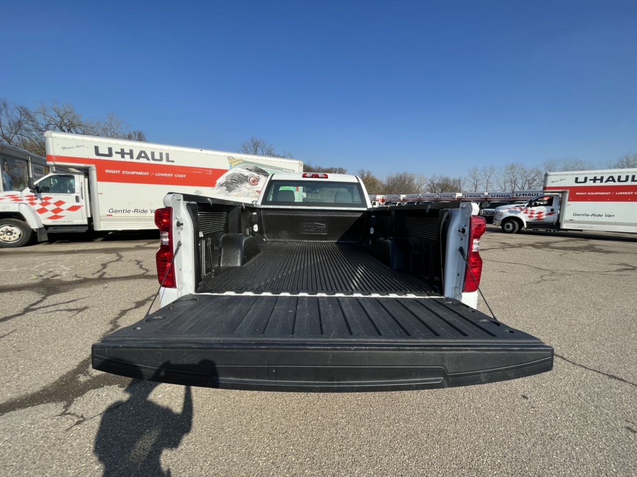 2021 Chevy Silverado for Sale in Inkster, MI 48141 UHaul Truck Sales