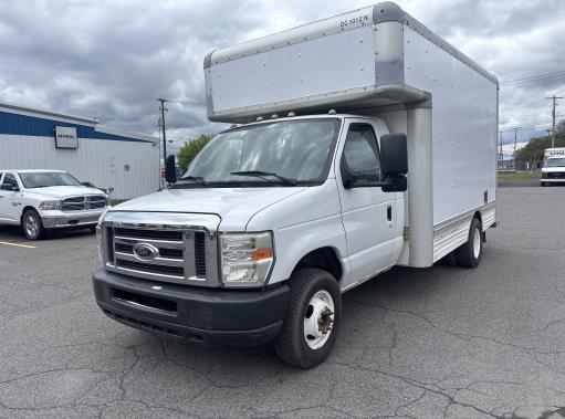 Used 2010 14 ' Box Truck for sale