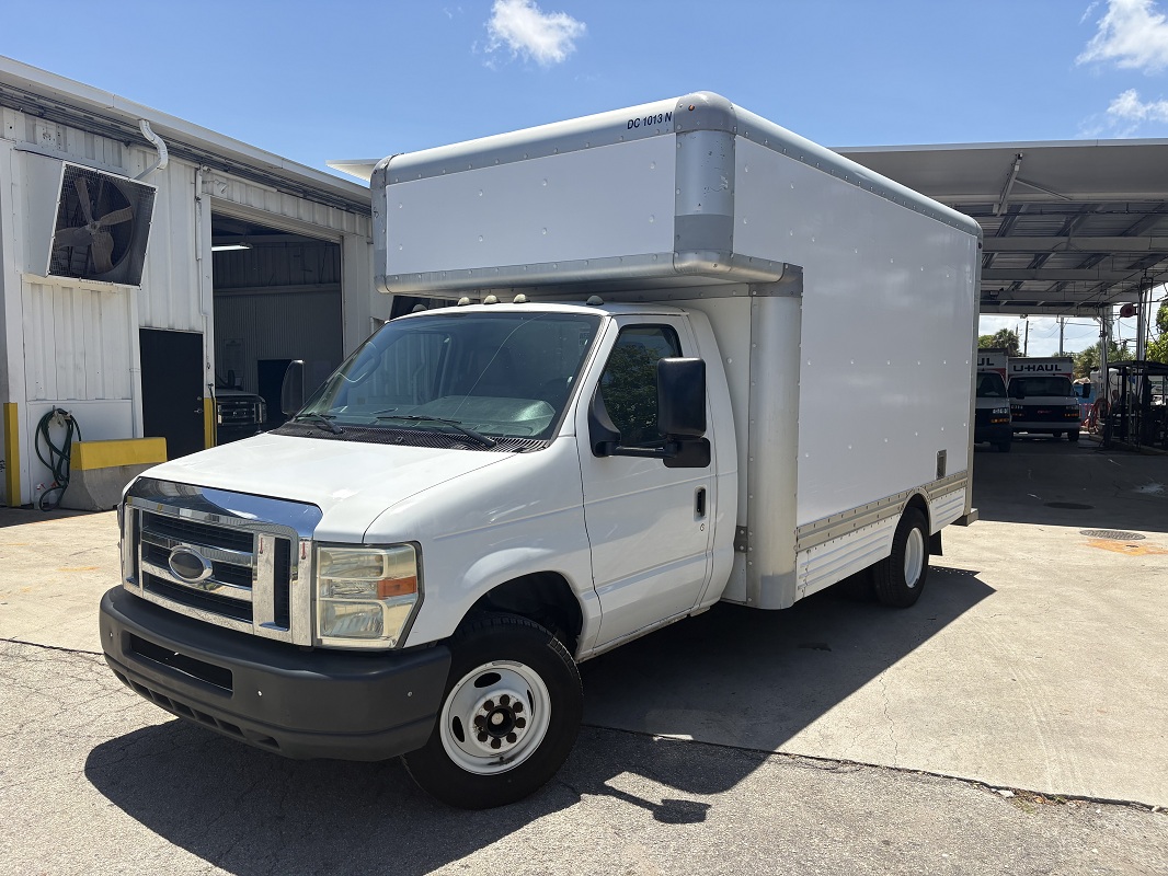 Used 2010 14 ' Box Truck for sale