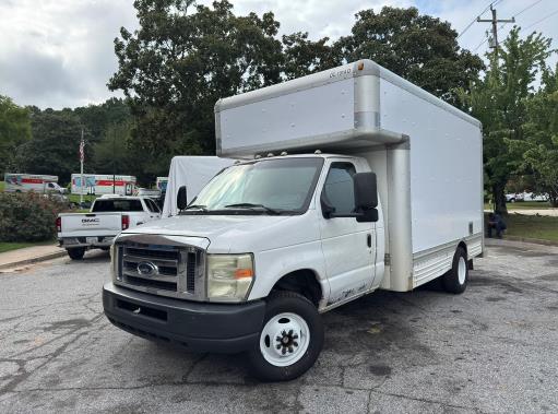 Used 2009 14 ' Box Truck for sale