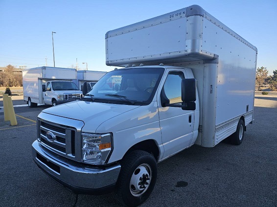 Used 2010 14 ' Box Truck for sale