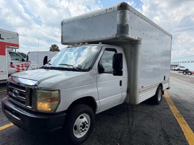 Used 2008 14 ' Box Truck for sale