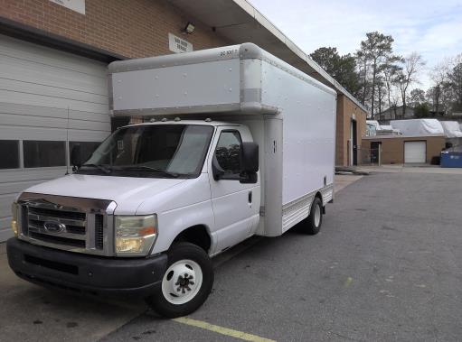 Used 2008 14 ' Box Truck for sale