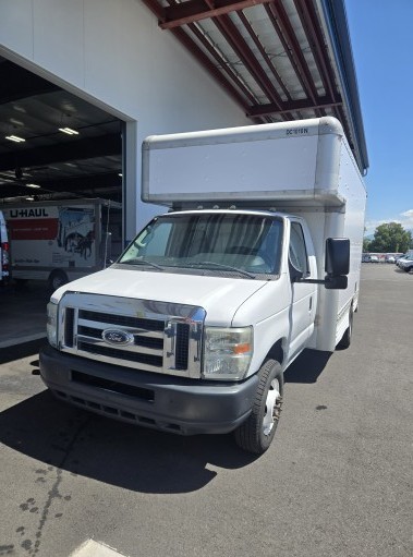 Used 2010 14 ' Box Truck for sale