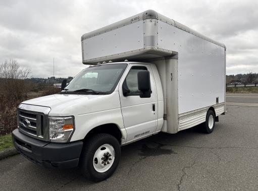 Used 2009 14 ' Box Truck for sale