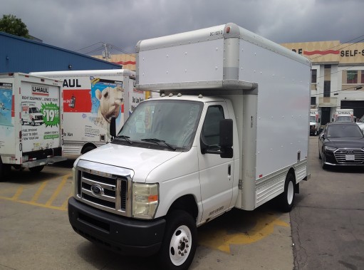 Used 2009 14 ' Box Truck for sale