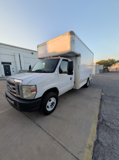 Used 2012 14 ' Box Truck for sale