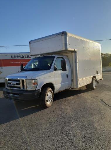 Used 2009 14 ' Box Truck for sale