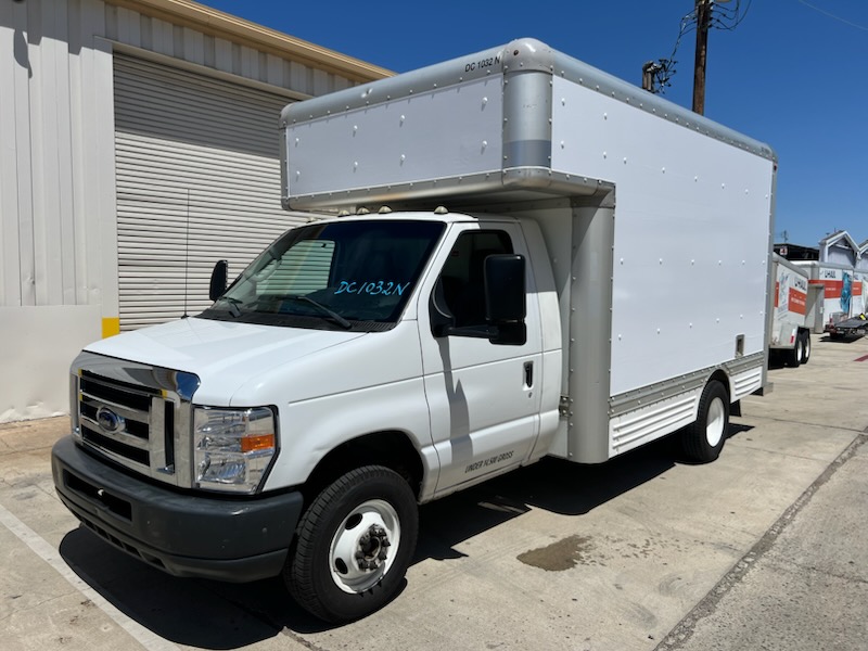 Used 2010 14 ' Box Truck for sale