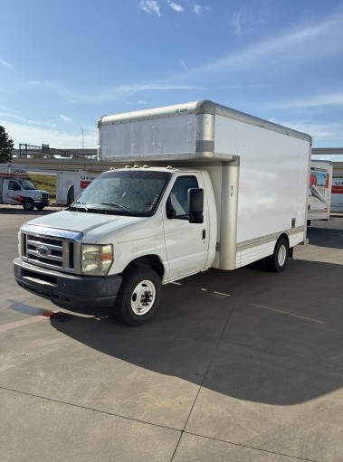 Used 2009 14 ' Box Truck for sale
