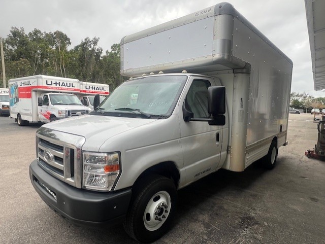 Used 2010 14 ' Box Truck for sale