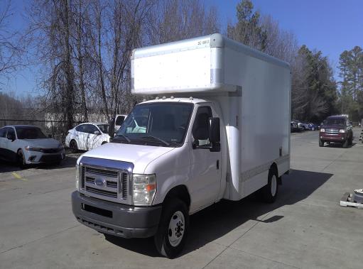 Used 2009 14 ' Box Truck for sale