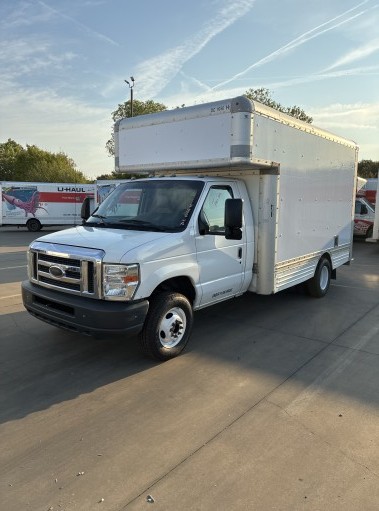 Used 2014 14 ' Box Truck for sale