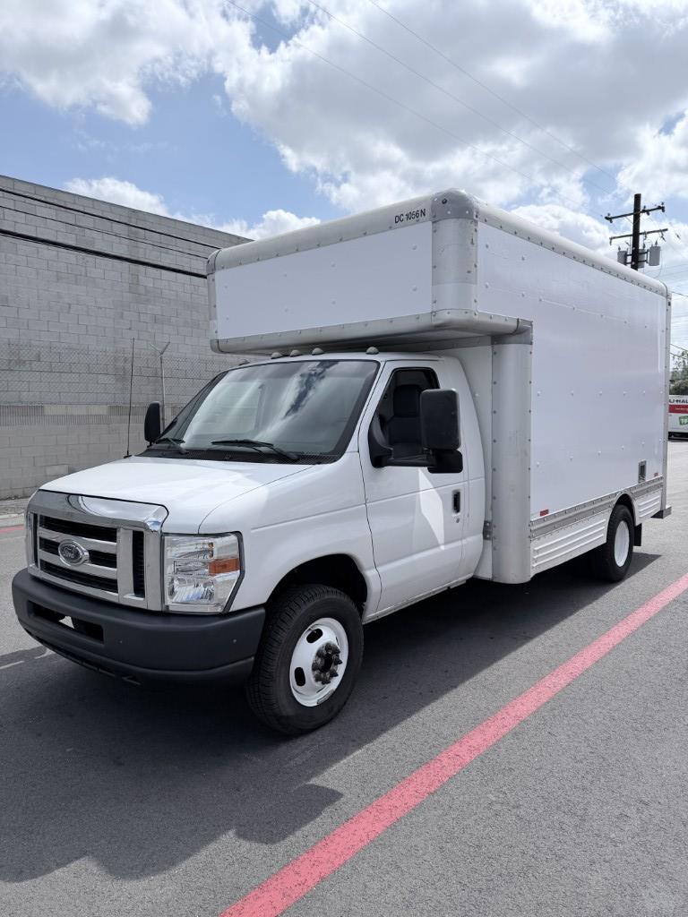 Used 2010 14 ' Box Truck for sale