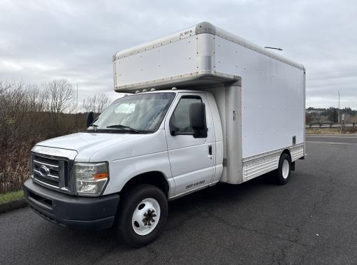 Used 2010 14 ' Box Truck for sale
