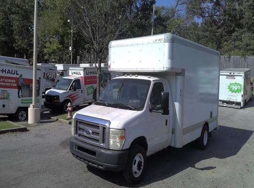 Used 2009 14 ' Box Truck for sale