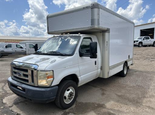 Used 2009 14 ' Box Truck for sale