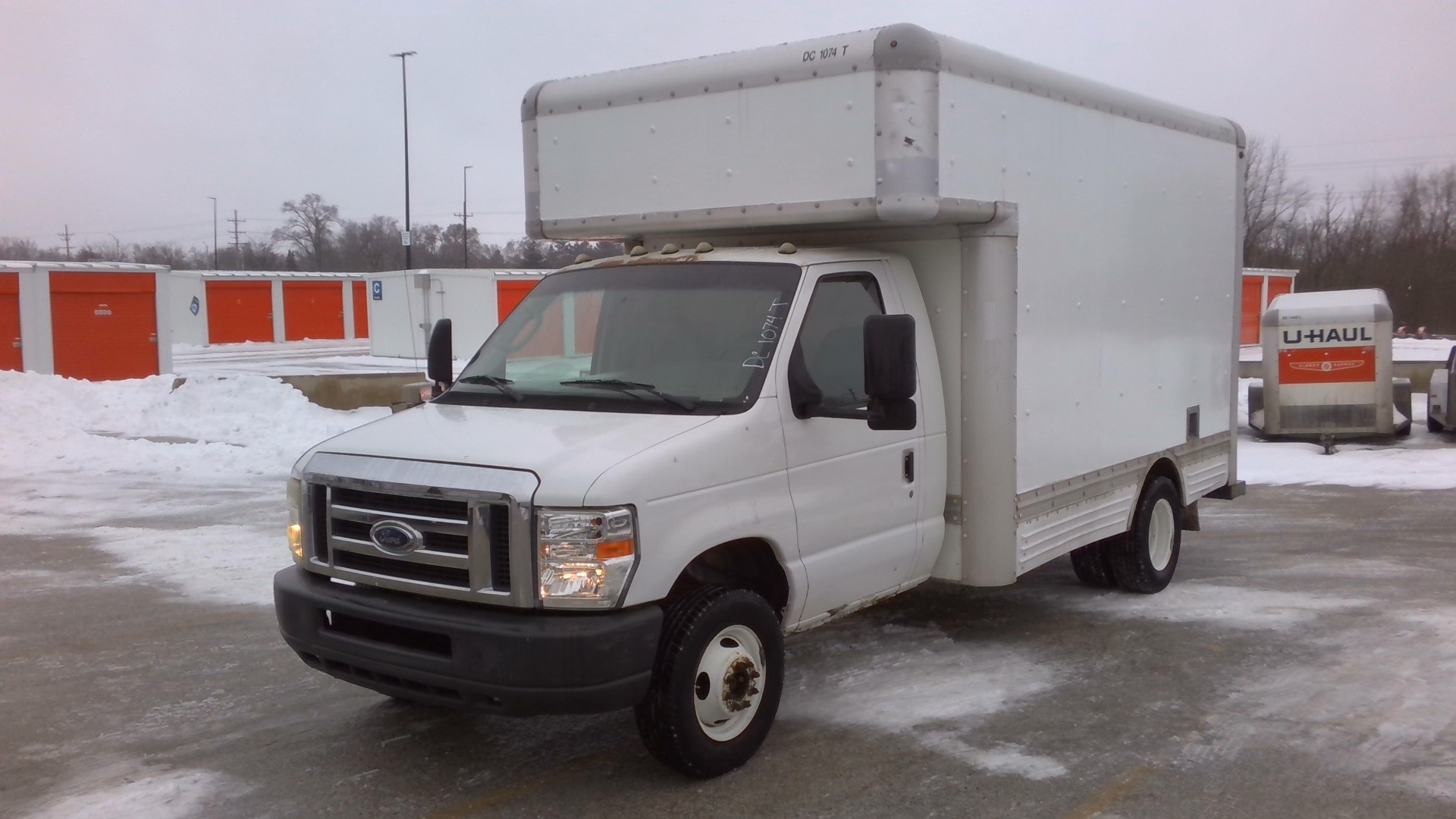 Used 2008 14 ' Box Truck for sale