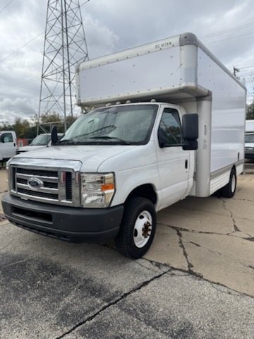 Used 2010 14 ' Box Truck for sale