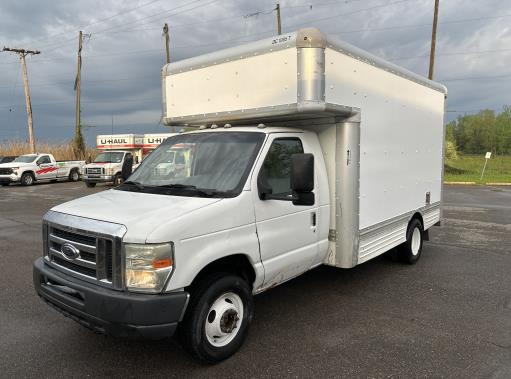 Used 2008 14 ' Box Truck for sale