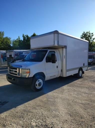Used 2010 14 ' Box Truck for sale