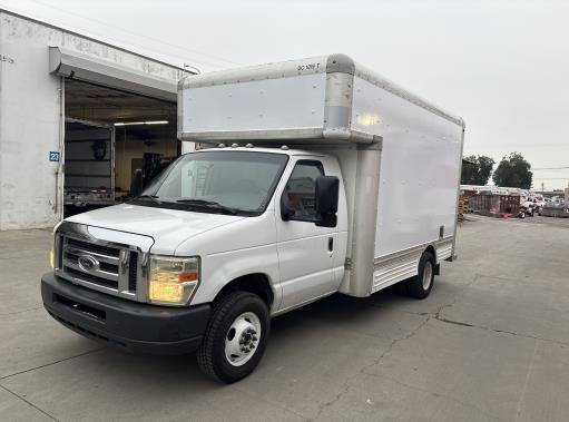 Used 2008 14 ' Box Truck for sale