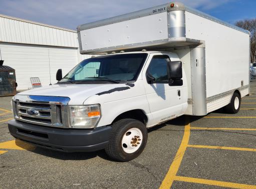 Used 2008 14 ' Box Truck for sale