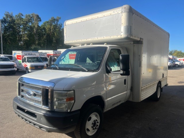 Used 2009 14 ' Box Truck for sale