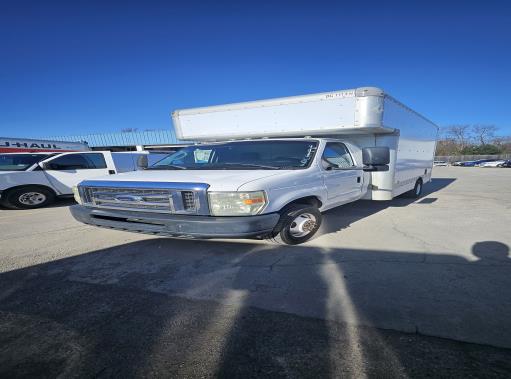 Used 2010 14 ' Box Truck for sale