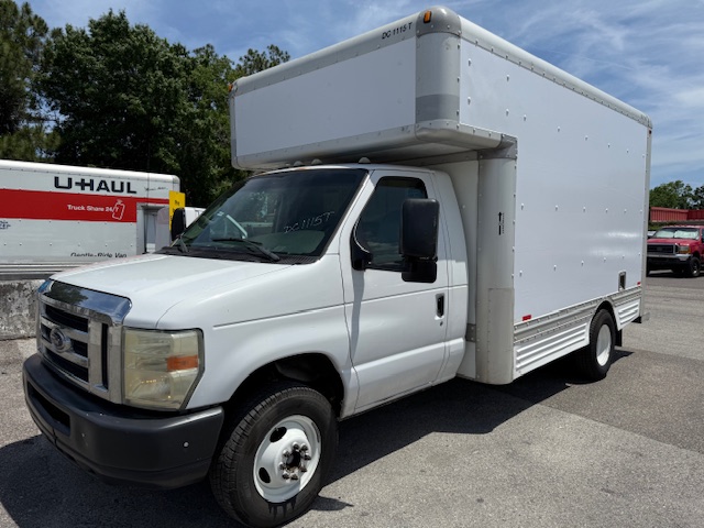 Used 2008 14 ' Box Truck for sale