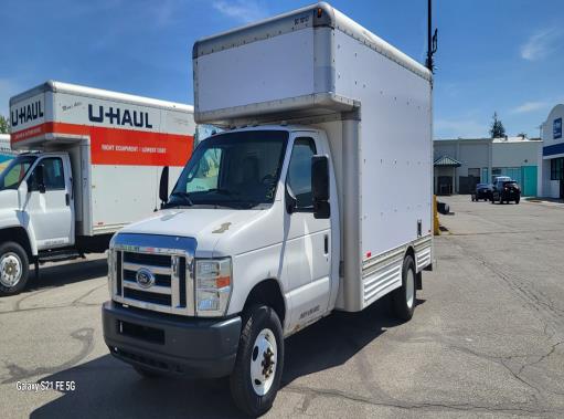 Used 2009 14 ' Box Truck for sale