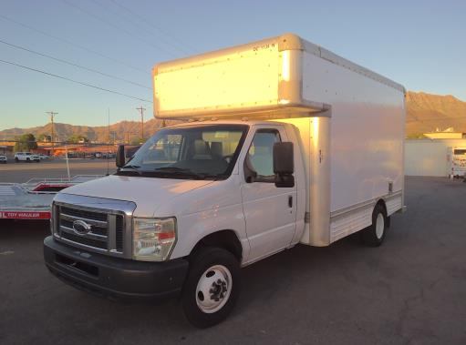 Used 2010 14 ' Box Truck for sale
