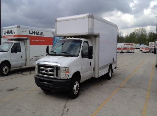 Used 2009 14 ' Box Truck for sale