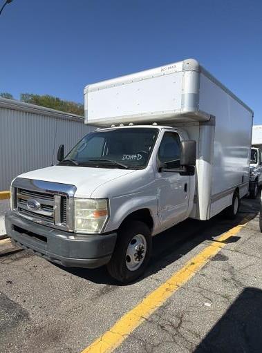 Used 2009 14 ' Box Truck for sale