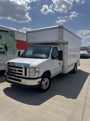Used 2010 14 ' Box Truck for sale
