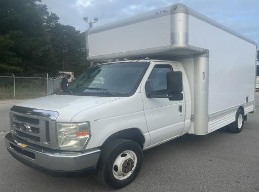 Used 2009 14 ' Box Truck for sale