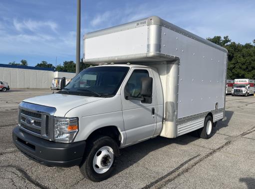 Used 2009 14 ' Box Truck for sale