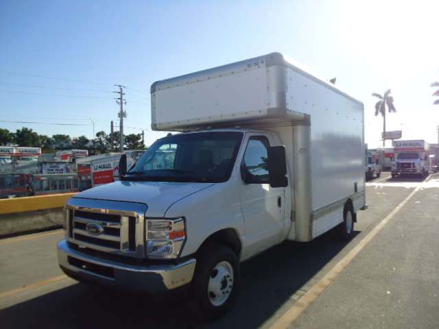 Used 2010 14 ' Box Truck for sale