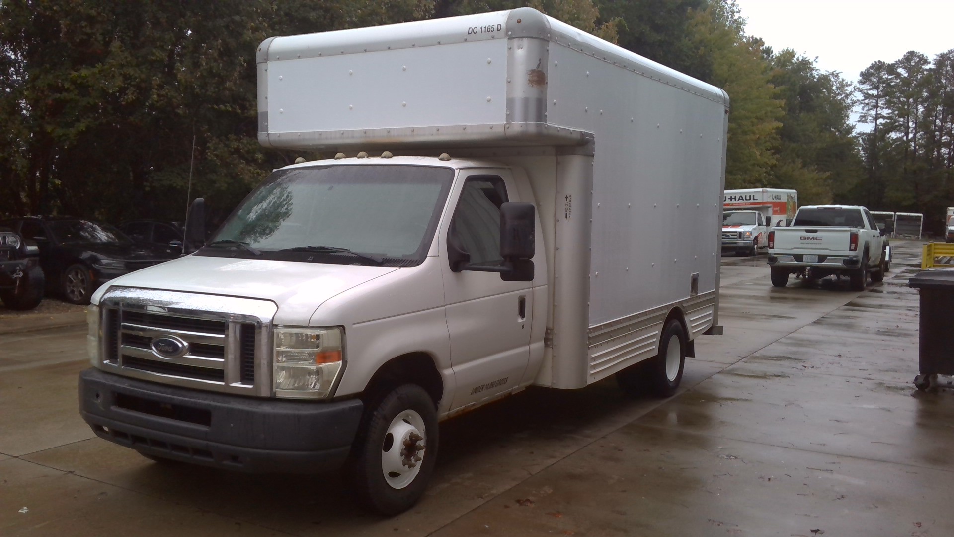 Used 2009 14 ' Box Truck for sale