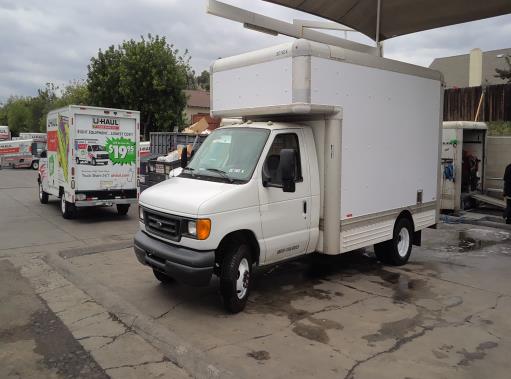 Used 2007 14 ' Box Truck for sale