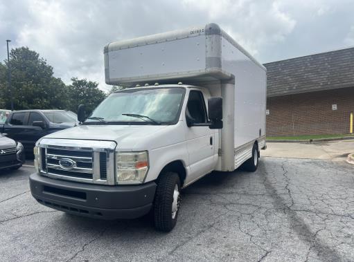 Used 2009 14 ' Box Truck for sale