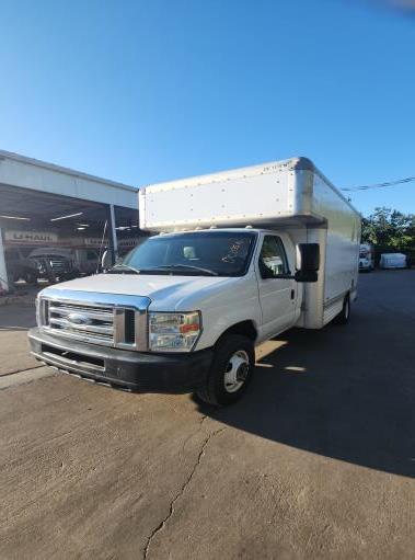 Used 2010 14 ' Box Truck for sale