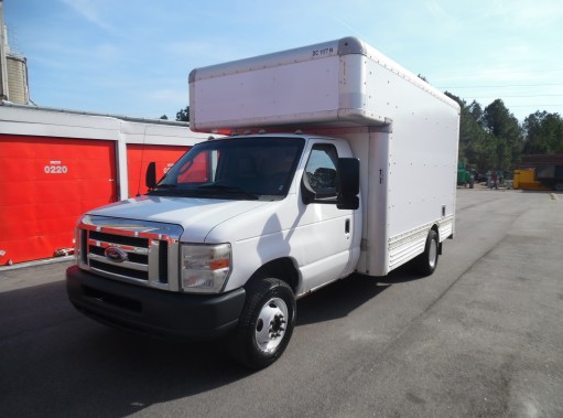 Used 2010 14 ' Box Truck for sale