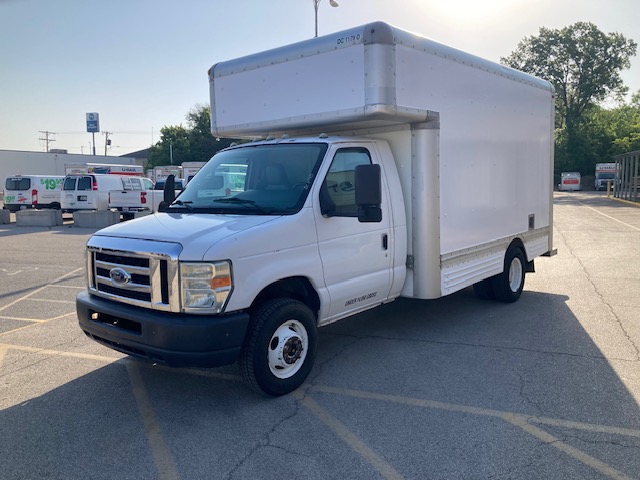 Used 2009 14 ' Box Truck for sale