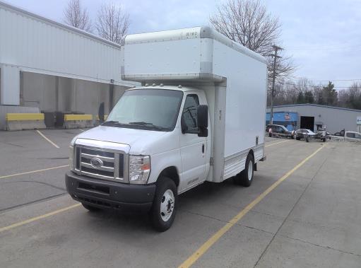 Used 2009 14 ' Box Truck for sale