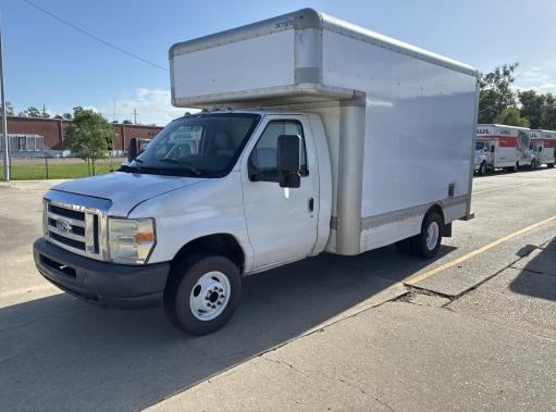 Used 2009 14 ' Box Truck for sale
