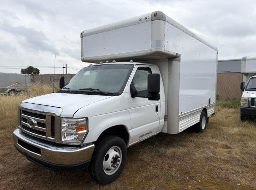 Used 2009 14 ' Box Truck for sale