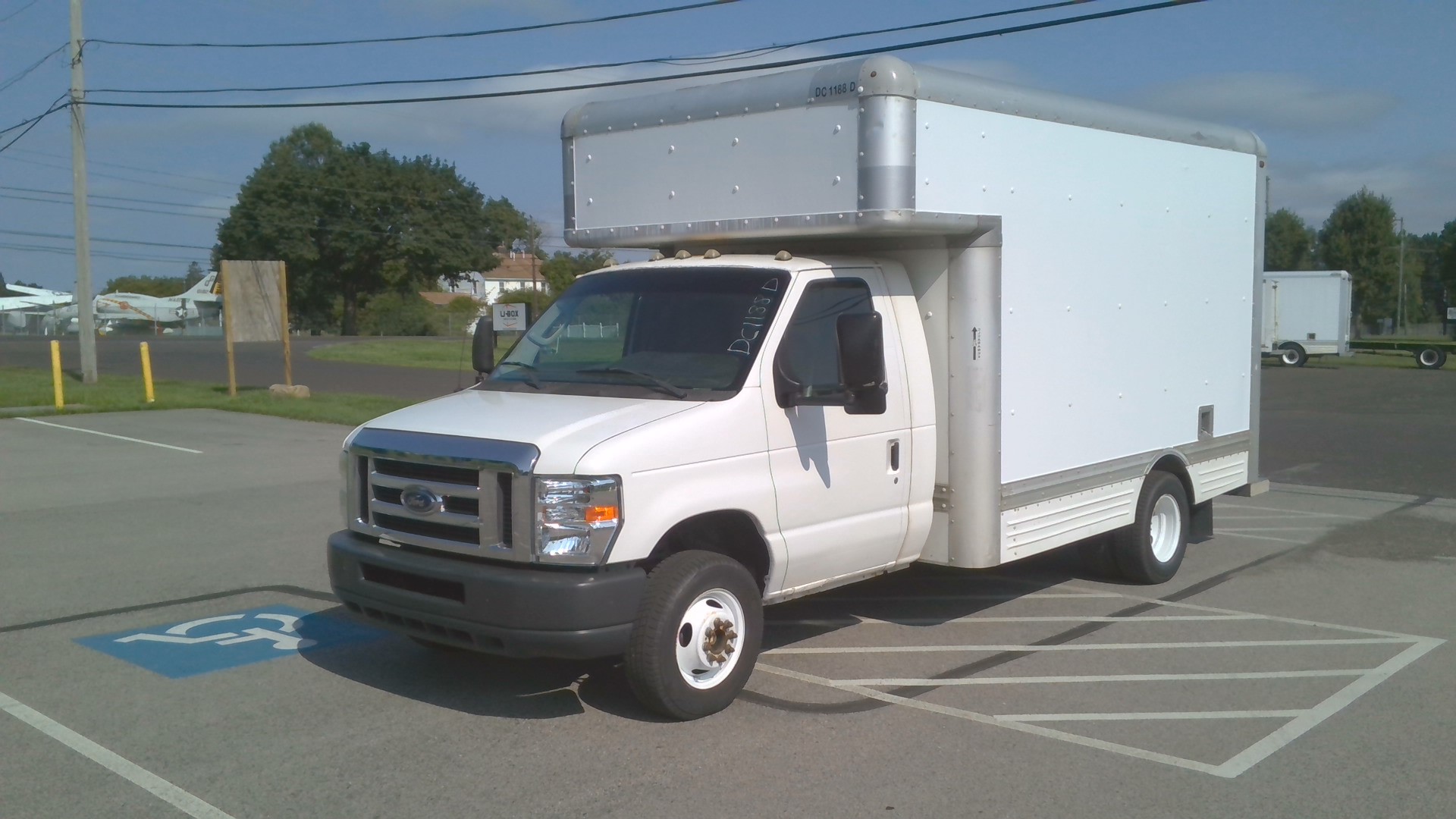Used 2009 14 ' Box Truck for sale
