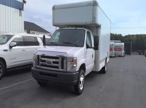 Camion usagé avec fourgon 2009 14 pi à vendre