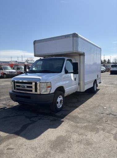 Used 2009 14 ' Box Truck for sale